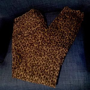 NWOT leopard print ladies skinny jeans